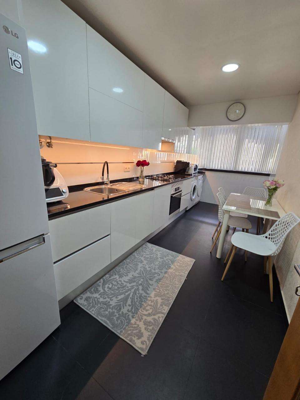 Apartamento T2 em Cascais
* Zona Fontainhas
