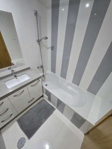 Apartamento T2 em Cascais
* Zona Fontainhas