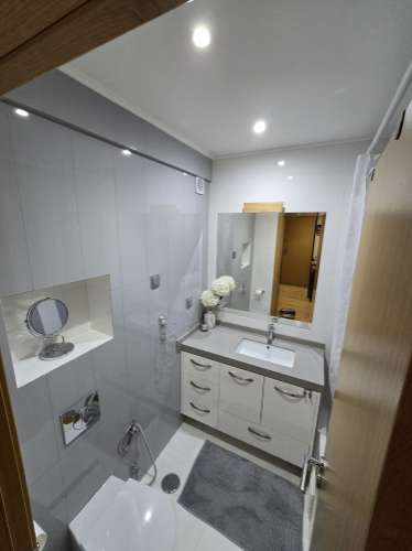 Apartamento T2 em Cascais
* Zona Fontainhas