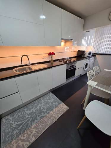 Apartamento T2 em Cascais
* Zona Fontainhas