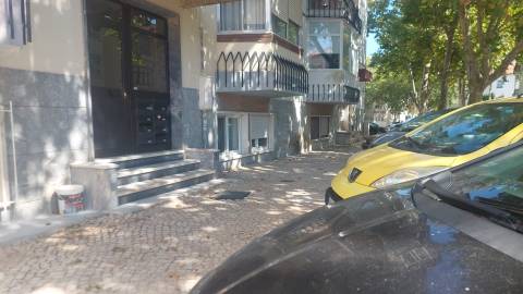 Apartamento T2 em Cascais
* Zona Fontainhas