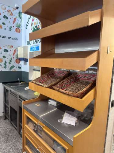 Espaço Comercial no Centro de Almada - Totalmente Equipado e Pronto a Funcionar