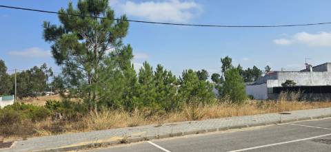 Terreno para construção , com 608 m2 de área total, na Quinta da Marquesa I e III,Quinta da Torre, Quinta do Anjo,Palmela.