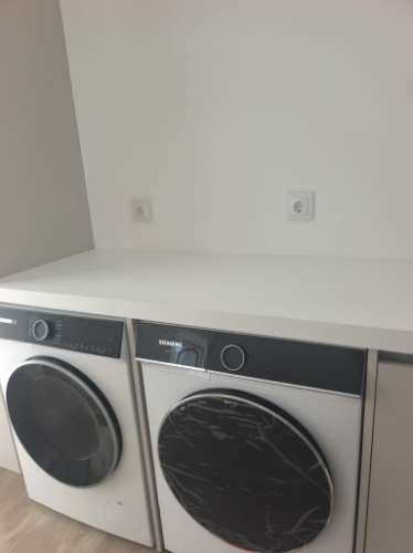 Moradia nova V4 , na Verdizela, Corroios.