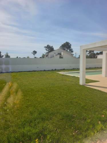 Moradia nova V4 , na Verdizela, Corroios.