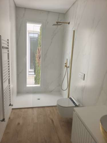 Moradia nova V4 , na Verdizela, Corroios.