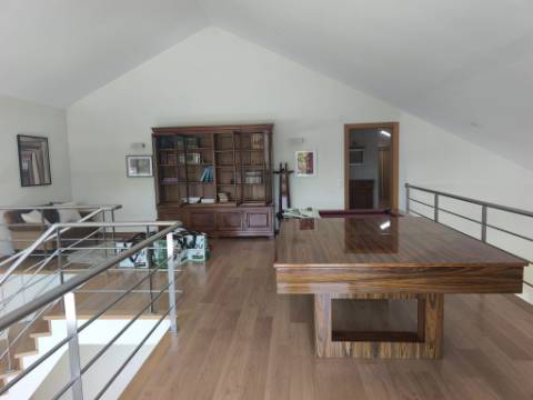 Moradia Isolada V4+3 na Verdizela - Entre o Mar e o Golfe