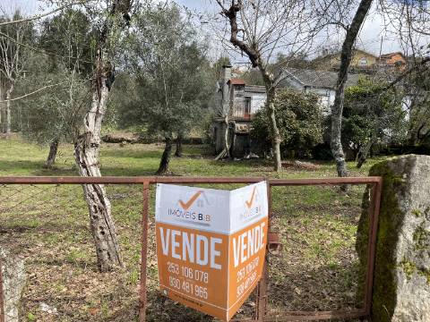 Moradia T4 em Chacim, Cabeceiras de Basto