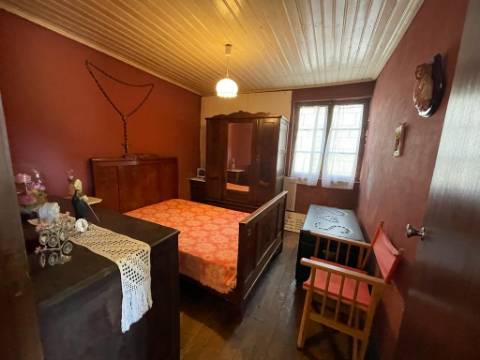 Moradia T4 em Chacim, Cabeceiras de Basto