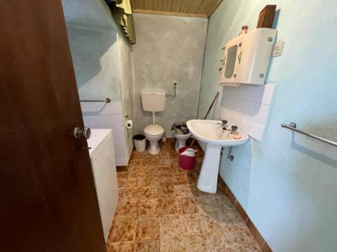 Moradia T4 em Chacim, Cabeceiras de Basto