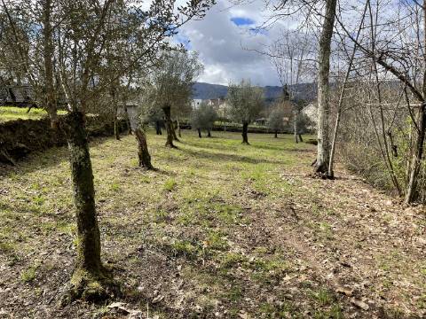 Moradia T4 em Chacim, Cabeceiras de Basto