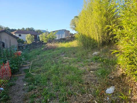 Moradia para restauro, lugar de Leiradas, Cabeceiras de Basto