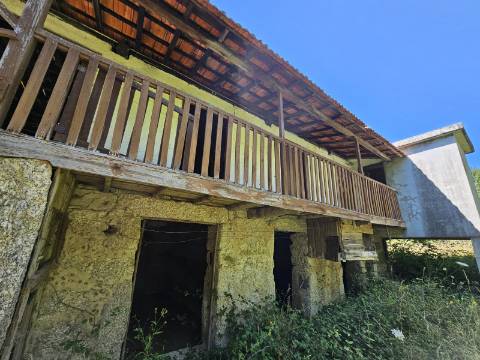 Quintinha próxima a área de lazer e rio de Sta Senhorinha (Basto), Cabeceiras de Basto