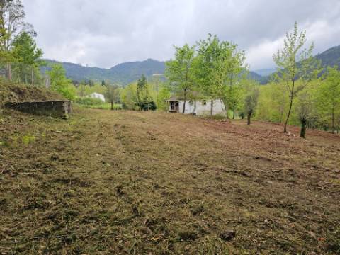 Quintinha próxima a área de lazer e rio de Sta Senhorinha (Basto), Cabeceiras de Basto