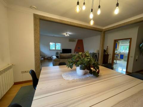 Moradia T4 em Outeiro, Cabeceiras de Basto