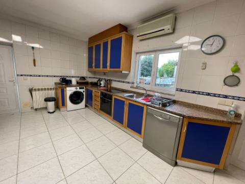 Moradia T4 em Outeiro, Cabeceiras de Basto