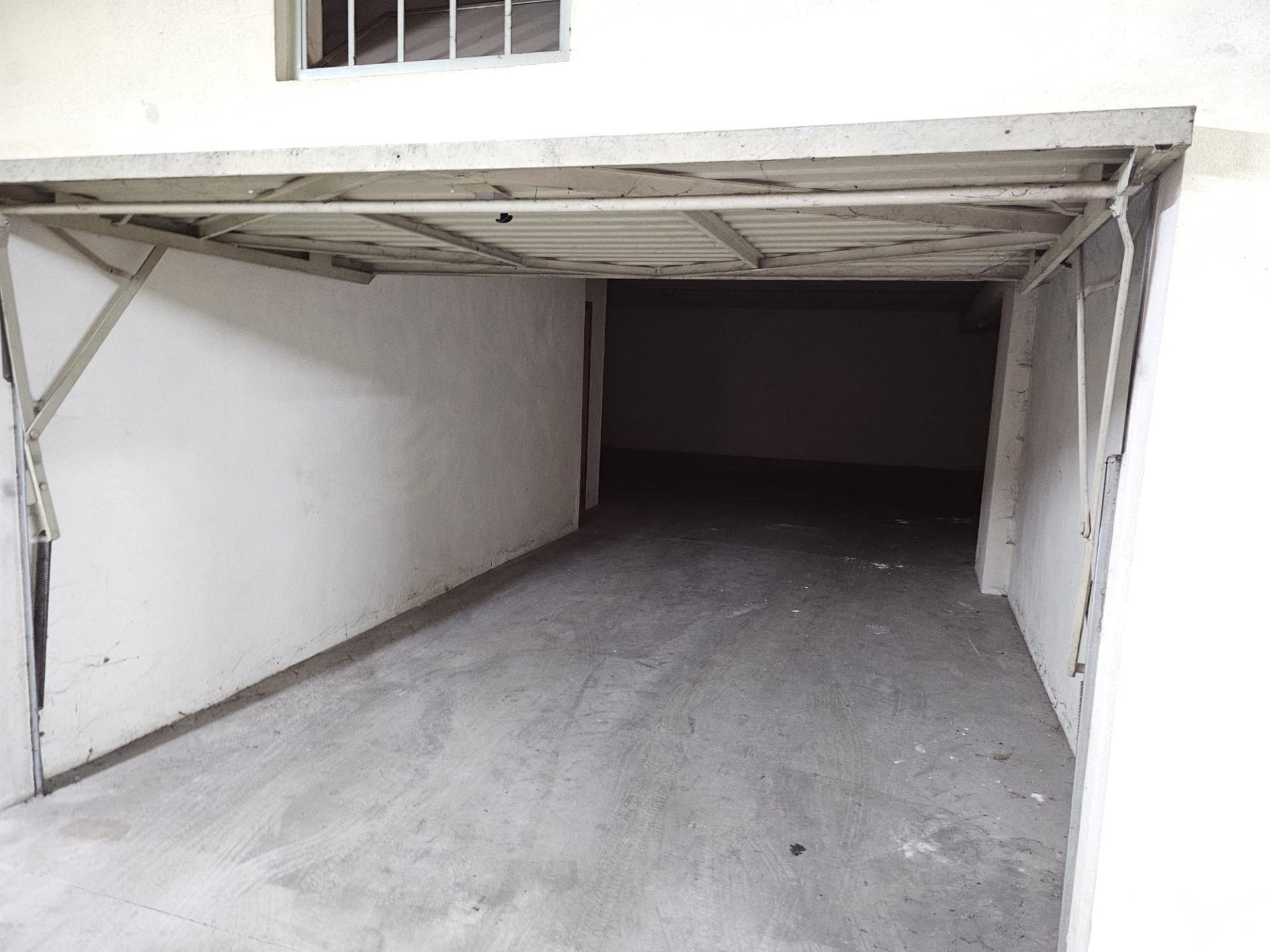 Garagem para 3 carros na Vila de Cabeceiras de Basto