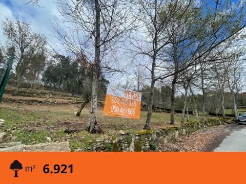 Terreno em zona de construção, com 6921m², próximo ao campo da bola de Chacim, Cabeceiras de Basto