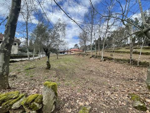 Terreno em zona de construção, com 6921m², próximo ao campo da bola de Chacim, Cabeceiras de Basto