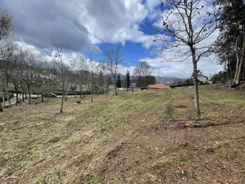 Terreno em zona de construção, com 6921m², próximo ao campo da bola de Chacim, Cabeceiras de Basto