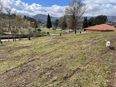 Terreno em zona de construção, com 6921m², próximo ao campo da bola de Chacim, Cabeceiras de Basto