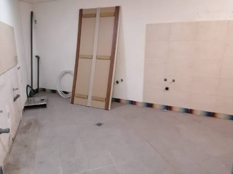 Loja no centro da Vila com garagem, Cabeceiras de Basto