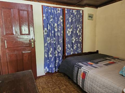 Moradia T3 com piscina, Lugar de Água Redonda, em Cabeceiras de Bato