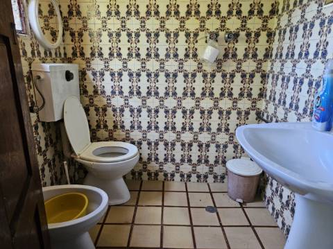 Moradia T3 com piscina, Lugar de Água Redonda, em Cabeceiras de Bato