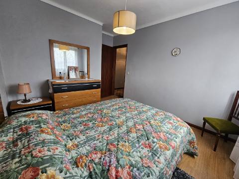 Moradia T4, em Cunhas, Cabeceiras de Basto