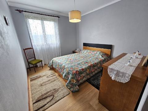 Moradia T4, em Cunhas, Cabeceiras de Basto