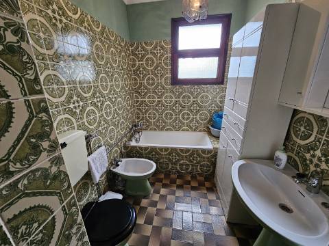 Moradia T4, em Cunhas, Cabeceiras de Basto