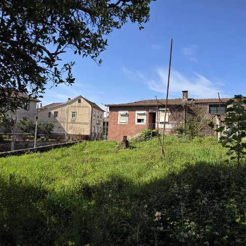 Moradia com projeto aprovado para 10 apartamentos, no Centro da Vila de Cabeceiras de Basto