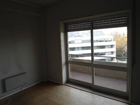 Escritorio com 20 m², no Parque Itália, na, Boavista.