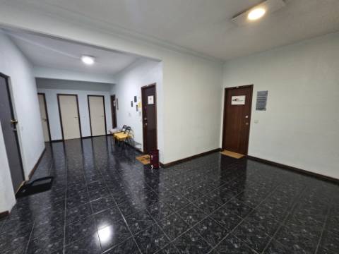 Escritorio com 20 m², no Parque Itália, na, Boavista.