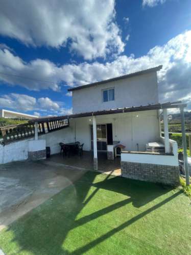 Quintinha com Alpendre Restaurado e Terreno de 5.383m² - Arco de Baúlhe, Cabeceiras de Basto