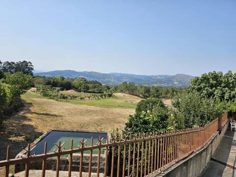 Quinta com Moradia T4 em Leiradas, Rio Douro - Cabeceiras de Basto