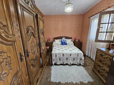 Quinta com Moradia T4 em Leiradas, Rio Douro - Cabeceiras de Basto