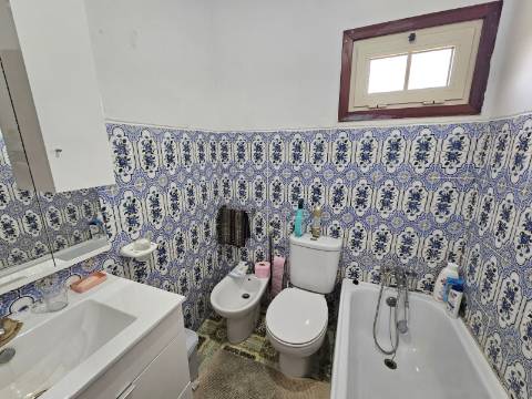 Quinta com Moradia T4 em Leiradas, Rio Douro - Cabeceiras de Basto