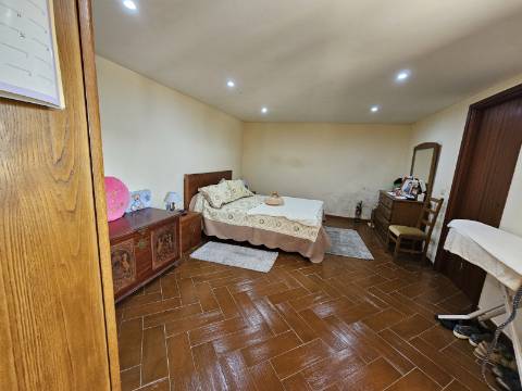 Quinta com Moradia T4 em Leiradas, Rio Douro - Cabeceiras de Basto