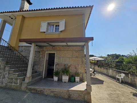 Quinta com Moradia T4 em Leiradas, Rio Douro - Cabeceiras de Basto