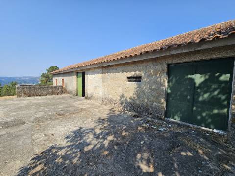 Quinta com Moradia T4 em Leiradas, Rio Douro - Cabeceiras de Basto