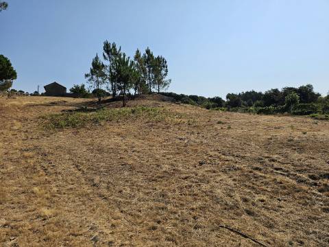 Quinta com Moradia T4 em Leiradas, Rio Douro - Cabeceiras de Basto