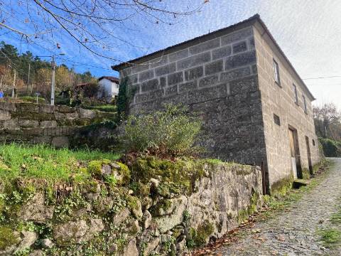 Moradia em Pedra com Vista Deslumbrante - Rio Douro, Cabeceiras de Basto