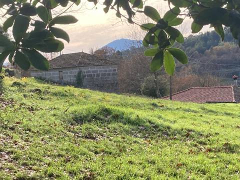 Moradia em Pedra com Vista Deslumbrante - Rio Douro, Cabeceiras de Basto