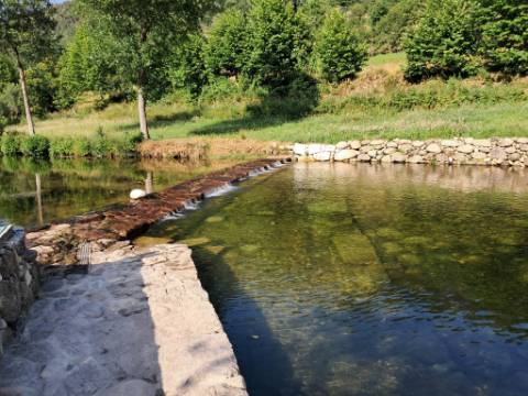 Moradia em Pedra com Vista Deslumbrante - Rio Douro, Cabeceiras de Basto
