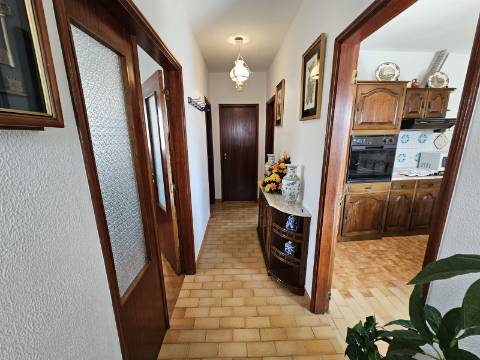 Moradia de 3 Pisos para Venda - Moimenta, Cabeceiras de Basto