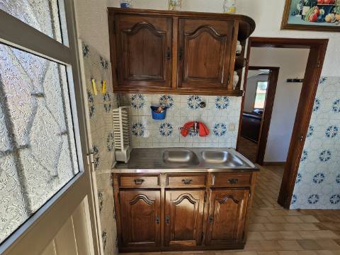 Moradia de 3 Pisos para Venda - Moimenta, Cabeceiras de Basto