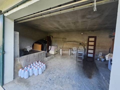 Moradia de 3 Pisos para Venda - Moimenta, Cabeceiras de Basto