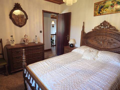 Moradia de 3 Pisos para arrendamento - Moimenta, Cabeceiras de Basto