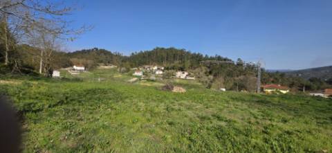 Terreno com projeto aprovado, em Petimão, Cabeceiras de Basto.
